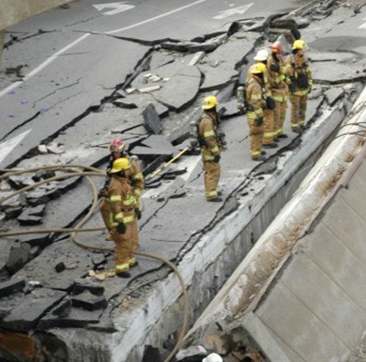 Collapse of de la Concorde overpass