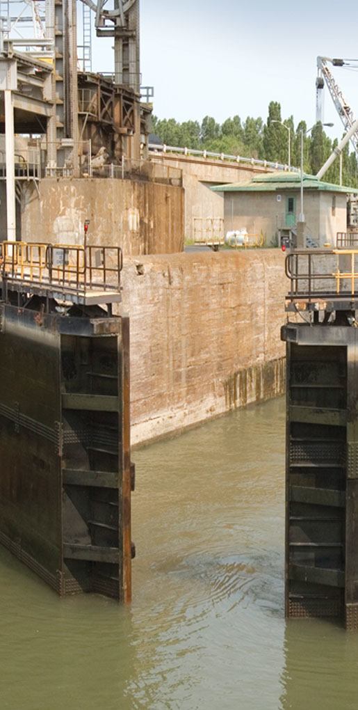 St Lawrence Seaway Locks Evaluation of degradation mechanisms