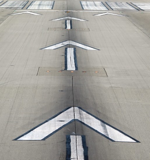 Airport runway concrete durability design