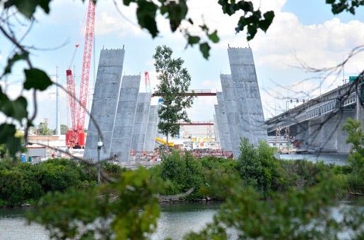 New Champlain Bridge